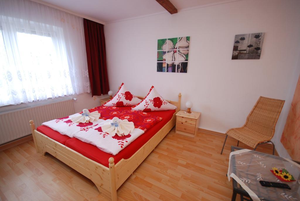 Landpension Bielatal - Raum Quarto foto